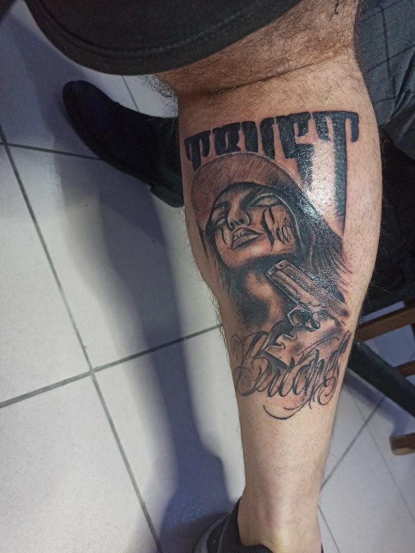 Aden Tattoo stüdyo detay